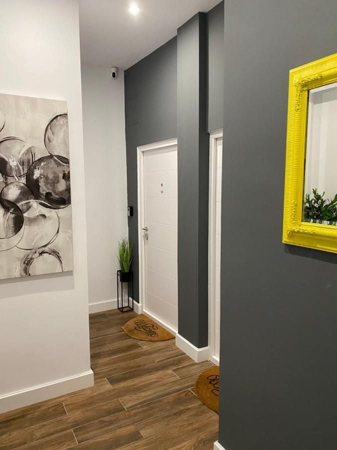 Moni Downtown Luxury Apartments Beograd Ngoại thất bức ảnh